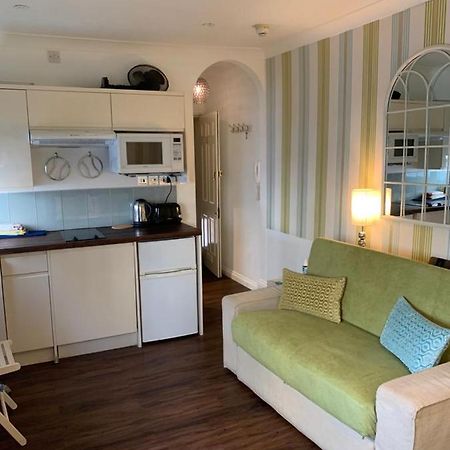 Between Piers, The Stylish Studio Flat In Cannon Place Brighton Exterior photo